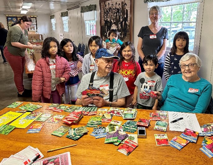 These children from the Beaverton Chinese Charter school were terrific helpers